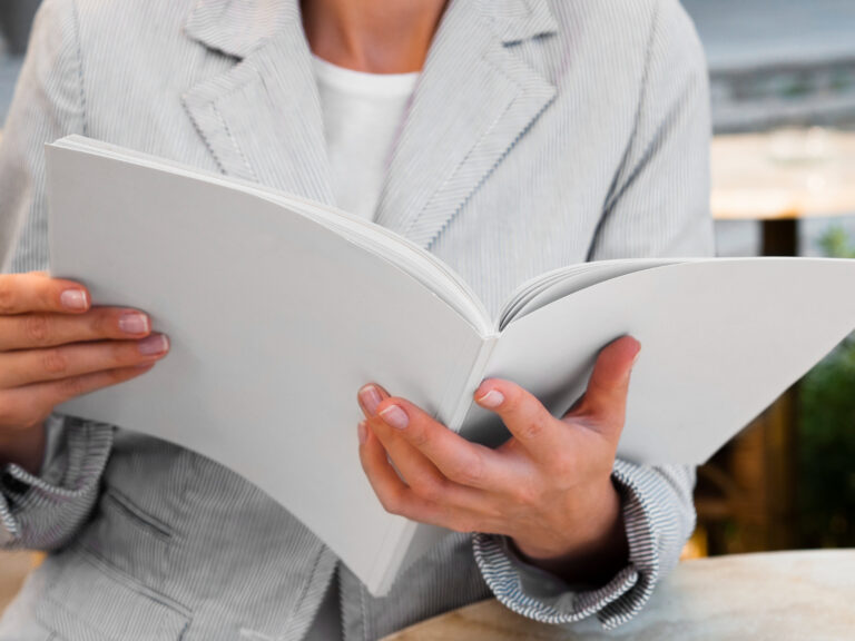 What to Print on Manuals for Employee Onboarding